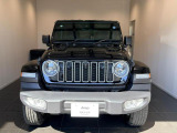 JEEP伝統のセブンスロットグリルを装着