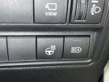 ステアリングヒーター付き。寒い日のドライブも、手のひらから温めてくれます。