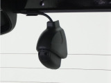 ◆リアにもドライブレコーダーを装備しております◆映像・音声などを記録する自動車用の装置です。もしもの事故の際の記録はもちろん、旅行の際の思い出としてドライブの映像を楽しむことができます。