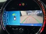 ●バックカメラ:便利な【バックカメラ】で安全確認もできます。駐車が苦手な方にもオススメな便利機能です。