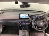 【前方視界】開放的な前方視界!運転がしやすく疲れにくいです♪窓が大きく、見通しがとっても良いおクルマですよ♪