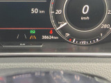 弊社新車拠点からの下取り入庫ワンオーナー車です。弊社整備工場にて車検整備を行ったうえで認定中古車保証を付帯しご納車いたしますのでご安心ください。