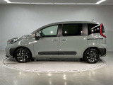 全車種、走行距離無制限の1年間無料保証付き!全国5000ケ所に及ぶトヨタサービス店舗の安心ネットワーク!*オプションで3年間延長保証にも変更可能です*