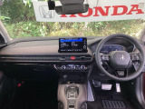 フロントガラスが大きく、ワイドな視界で運転もしやすくなるように、設計されています。