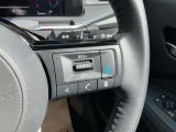 プロパイロット搭載。高速道路でドライバーに代わってアクセル、ブレーキ、ステアリングを自動制御します。