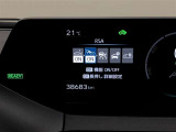 《ロードサインアシスト(RSA)》カメラで道路標識を認識。マルチインフォメーションディスプレイに表示します。標識の見逃し防止をサポートしてくれます!