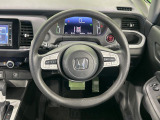 【ステアリングスイッチ】運転中、前方から目線をそらすことなく、オーディオ等の操作が可能な便利機能!安心&快適なドライブを演出してくれます♪