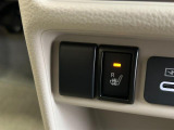 快適装備のシートヒーター付き。 エアコンって前面しか当たらずに背中は冷え冷えなんて事もありますよね。 快適に調整できますよ。