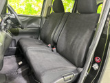 機能性もデザイン性も兼ね備えた内装は、運転の楽しさを高めます。操作しやすい配置で、快適なドライブをサポートします。
