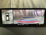 360度モニターは、4つのカメラによる前後左右・俯瞰映像でドライバーからは見えない領域の危険認知をサポート!全周囲の死角を減らし、狭い駐車場や幅寄せ、T字路の進入などの運転の安心感を高めます!