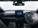 落ち着いたカラーの内装で、ゆったりと運転したい方に。