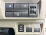 【パワースライドドア】スマートキーや運転席のスイッチでスライドドアの開閉が可能♪電動だから力を入れてドアを開ける必要が無く、小さいお子様でも、重い荷物を持っている時もラクに開け閉めできます♪