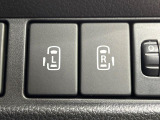 【両側パワースライドドア】スマートキーや運転席のスイッチで後席両側スライドドアの開閉が可能♪電動だから力を入れてドアを開ける必要が無く、小さなお子様でも簡単に開け閉めでき快適です♪