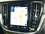 【9インチタッチスクリーン純正HDDナビ】「Apple Car Play」「Android Auto」対応のボルボ先進ナビゲーション「SENSUS」。最新地図データへ無料更新してお渡しします。