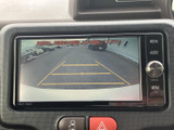 後方の状況を安全に確認できるので、狭い道や駐車時も安心です。運転の苦手な方にもおすすめです。視認性の高いディスプレイです。