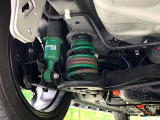 お車を安心してお乗りいただく為には、足回りの定期点検が欠かせません。サービスサポート(有償保証)では無料点検もご提供しており、安心のカーライフをお過ごしいただけるサポート体制が整っています。