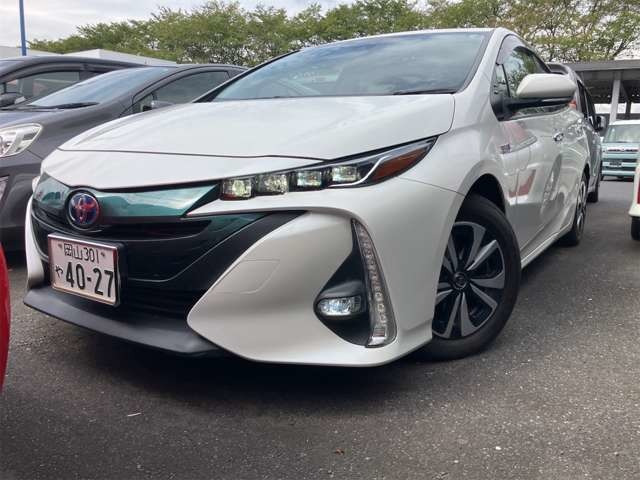 トヨタ プリウスPHV 