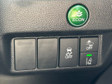 運転席操作部スイッチの画像です。