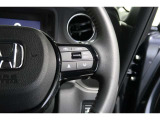 Hondaセンシングの機能のひとつ、アダプティブクルーズコントロール付!アクセルから足を離しても設定したスピードと前車との車間を保ち走行してくれます!車線維持もアシスト☆高速道路で疲労軽減ですね☆