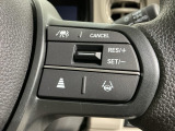 クルーズコントロールを装備しています。高速道路などで一定の速度で走ってくれるので運転が楽ですよ!速度を設定できますので、スピードの出しすぎにも注意できます。