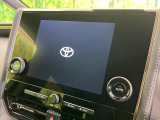 【純正8インチ ディスプレイオーディオ】大画面のディスプレイはAppleCarPlayやAndroidAutoが利用可能。大きな画面でスマホナビアプリ等が利用いただけます♪