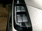 パワーウインドウなので、運転中でも安全に窓の開閉ができますよ!