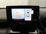 バックモニターを装備しています。車庫入れ時等に車両後方が確認出来るのでとても便利です。