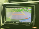 後方確認がしやすくなり、安全な運転をサポートします。駐車時の不安を軽減し、よりスムーズな運転操作を可能にします。運転に自信がない方にもおすすめです。