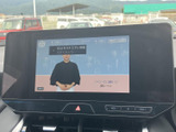 停車中に楽しめるTV機能。長距離移動の休憩時などに、ニュースや番組をチェックできます。エンターテイメント性も充実しています。