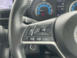 手元のスイッチでオーディオ操作出来ます☆視線をずらさなくて良いので安全運転にも一役かっていますね♪
