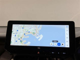 いまや必須装備「ナビゲーション」搭載!知らない場所に、スイスイッとドライブ。なんて便利な機能でしょうか?もう、これなしではハンドルを握れませんね!でも、運転中の操作は危険ですのでご注意ですね♪