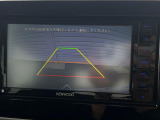 【バックカメラ】駐車時に後方がリアルタイム映像で確認できます。大型商業施設や立体駐車場での駐車時や、夜間のバック時に大活躍!運転スキルに関わらず、今や必須となった装備のひとつです!