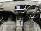 BMW認定中古車は保証も充実しております。2年間もしくは、1年間の保証に加え、最大4年間までの保証延長も可能でございます(対象車種限定)!充実の保証で、安心してお車をご利用いただけます。