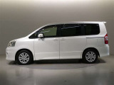この車両は「まるまるクリン・車両検査証明書付・ロングラン保証付」の3つの安心がセットになった「トヨタ認定中古車」です