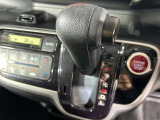 【シフトレバー】シフトの操作がしやすく快適なドライブを楽しんでいただけます!