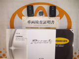 スマートキー付。取扱説明書とメンテナンスノートもあります☆品質評価シート付いてます!トヨタ認定中古車ライト!!