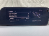 車線逸脱警報システム (LDWS) は自車が車線から逸脱する可能性があることを知らせる装置です。