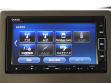 ★オーディオ画面★Bluetooth AUDIOでの音楽再生や、AUXやUSBでの有線接続も可能です。また、ドライブに便利な「交通情報」の機能もございます!
