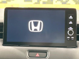 【メーカー純正ナビ】インテリアに溶け込むスタイリッシュな「専用設計」メーカーナビを装備♪視認性や操作性など基本性能にも優れ、より上質なカーライフをお楽しみいただけます。