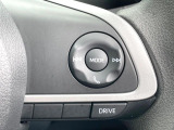 【ステアリングスイッチ】運転中、前方から目線をそらすことなく、オーディオ等の操作が可能な便利機能!安心&快適なドライブを演出してくれます♪