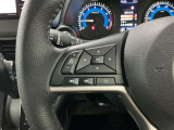 【ステアリングスイッチ】運転中に前方から目線をそらすことなくオーディオ等の操作が可能な便利機能!安心&快適なドライブを演出してくれます。
