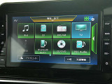 ナビゲーション機能の他に音楽録音、DVDビデオ再生にも対応しています。