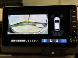 リバースギアに入れるだけで後方の表示へ切り替わります。夜間や雨の日の駐車も楽になりますよ。