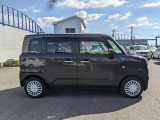 スライドドアなので乗り降りや荷物の積み下ろしも楽々です★