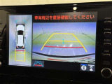 後方の見える安心をお届けするバックガイドモニター付:バックするときのアシストラインもあって楽々バック!車庫入れや縦列駐車をサポートし、苦手な駐車も安心です!今やもう手放せない装備ですネ♪