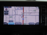 視認性に優れたナビゲーションを装備。現在地が分かりやすく、初めての場所でも安心してドライブ出来ます。日常使いから遠出まで、頼れる装備です。