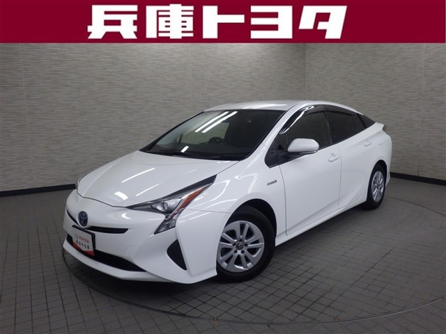 トヨタ プリウス 