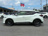 SUVらしい流れるようなサイドビューです。