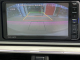 駐車時の安全性を高めるバックモニターです。狭い場所でも、より安心して駐車操作を行えます。