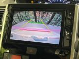 【バックカメラ】駐車時に後方がリアルタイム映像で確認できます。大型商業施設や立体駐車場での駐車時や、夜間のバック時に大活躍!運転スキルに関わらず、今や必須となった装備のひとつです!